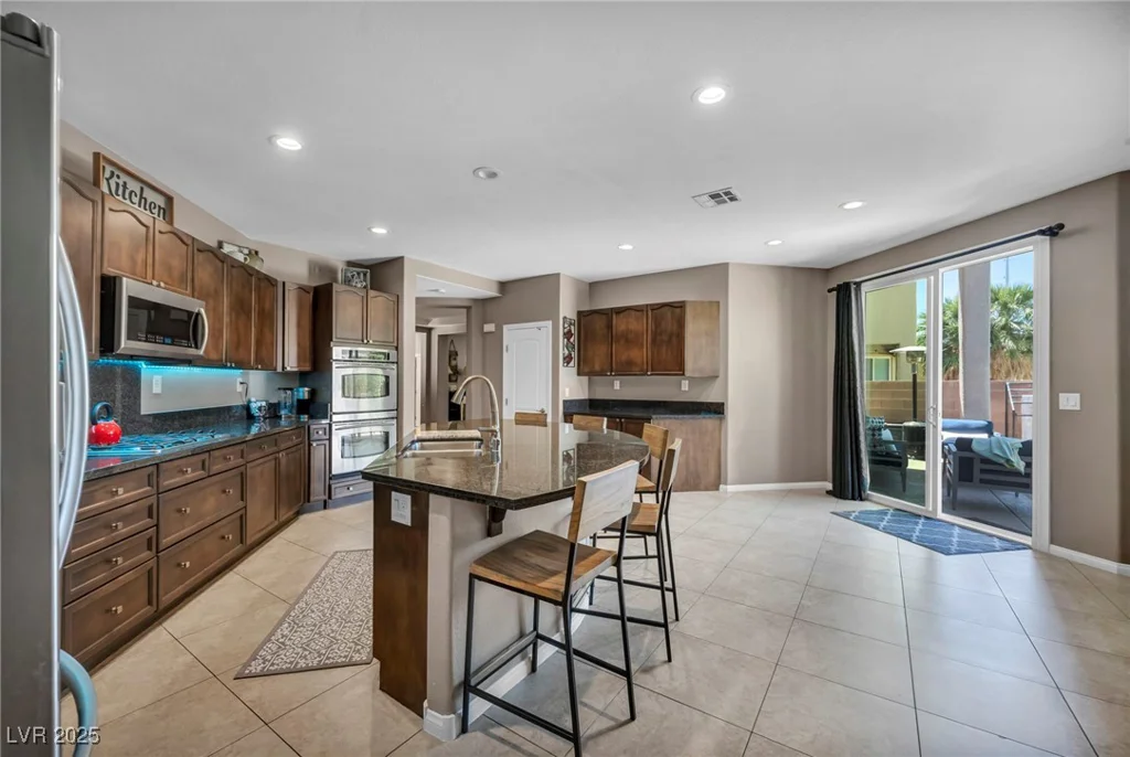 6423 Grayback, North Las Vegas, NV 89084