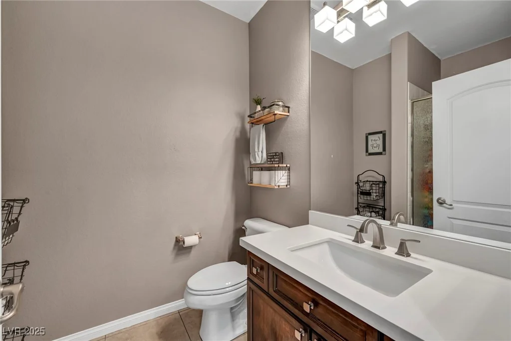 6423 Grayback, North Las Vegas, NV 89084