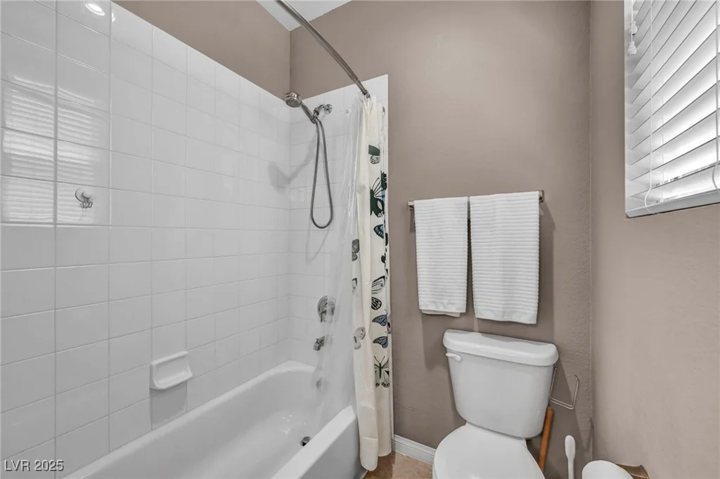 6423 Grayback, North Las Vegas, NV 89084