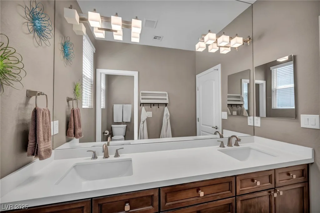 6423 Grayback, North Las Vegas, NV 89084