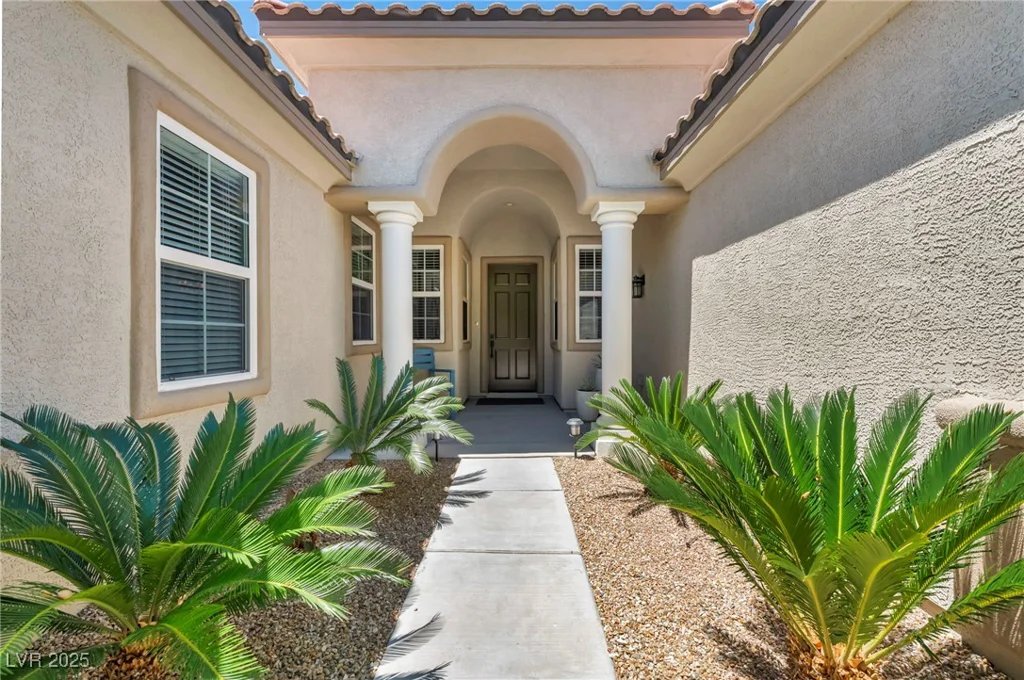 6423 Grayback, North Las Vegas, NV 89084