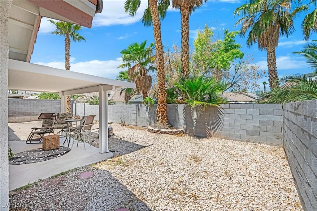 130 Park Ridge, Henderson, NV 89002