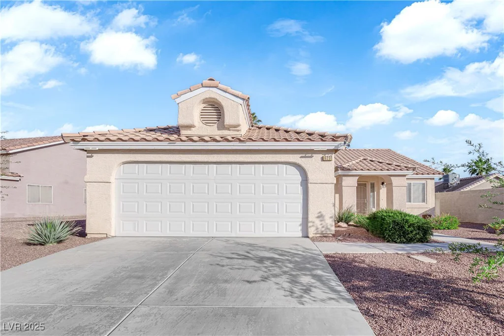 6231 Curlew, Las Vegas, NV 89122