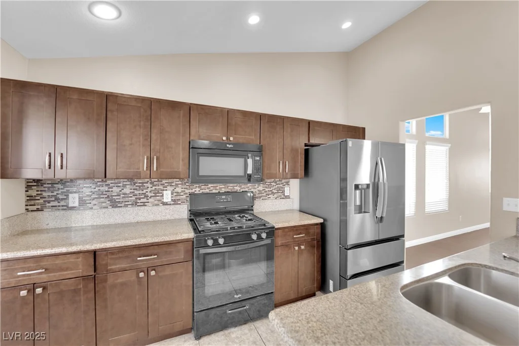 6231 Curlew, Las Vegas, NV 89122