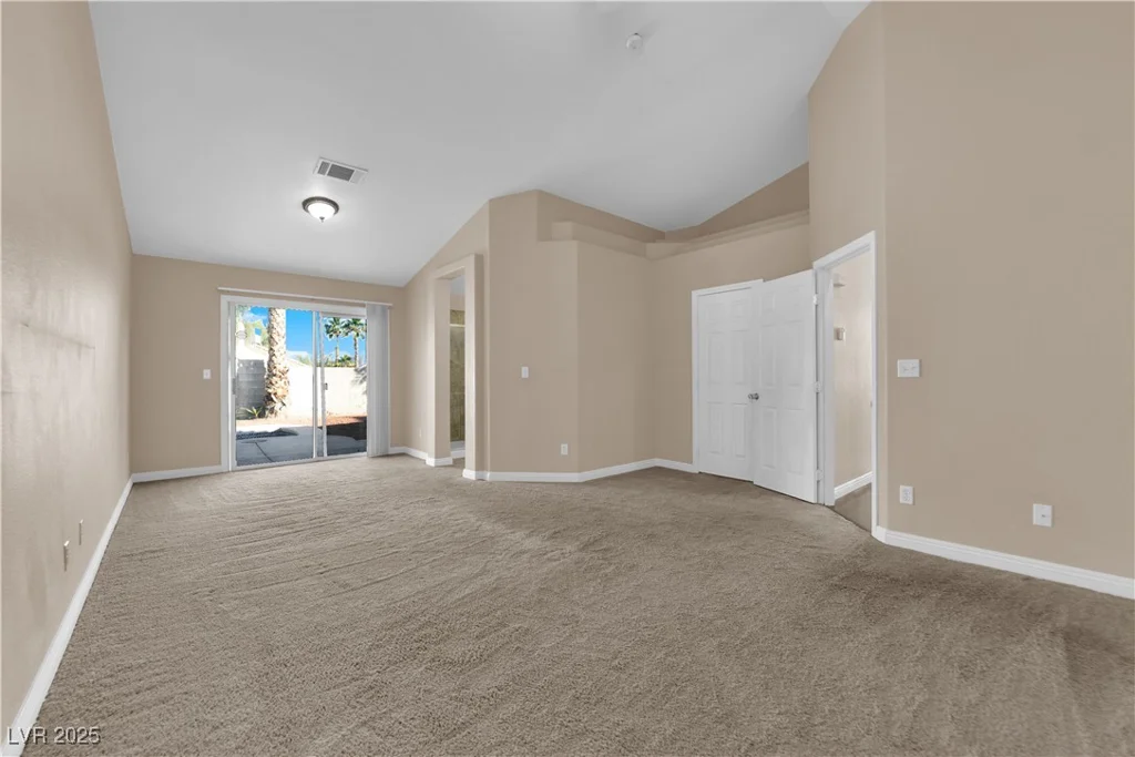 6231 Curlew, Las Vegas, NV 89122