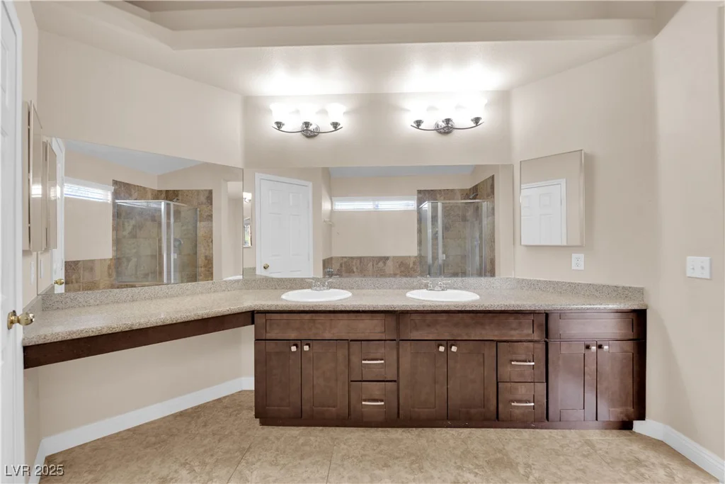 6231 Curlew, Las Vegas, NV 89122