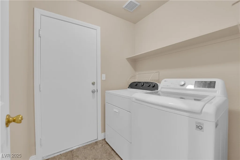 6231 Curlew, Las Vegas, NV 89122