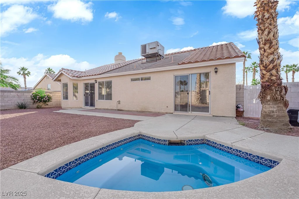 6231 Curlew, Las Vegas, NV 89122