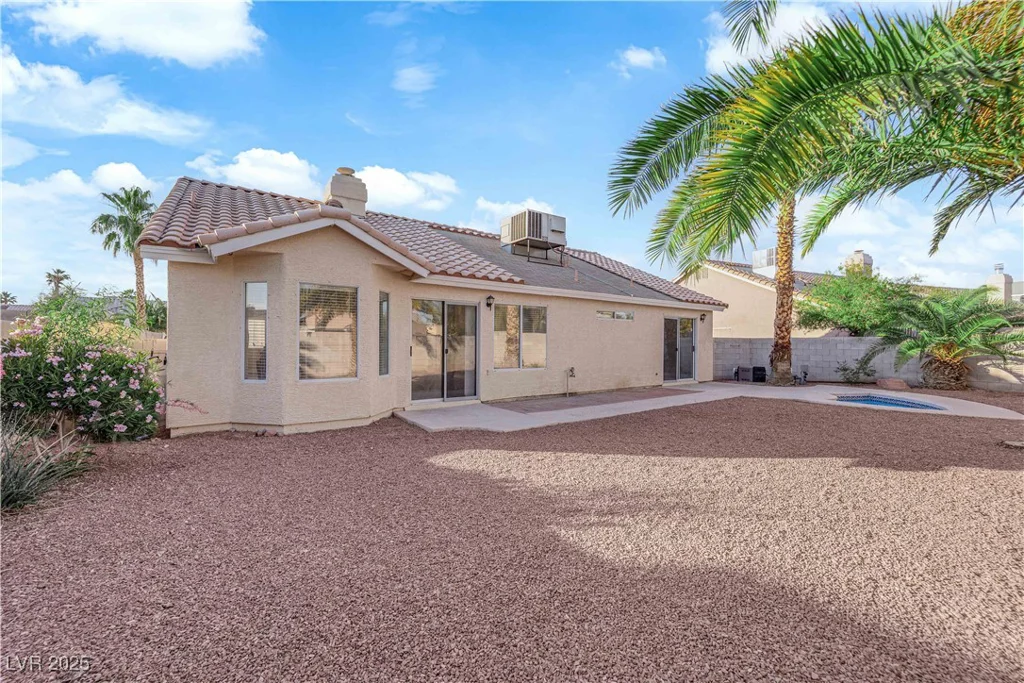 6231 Curlew, Las Vegas, NV 89122