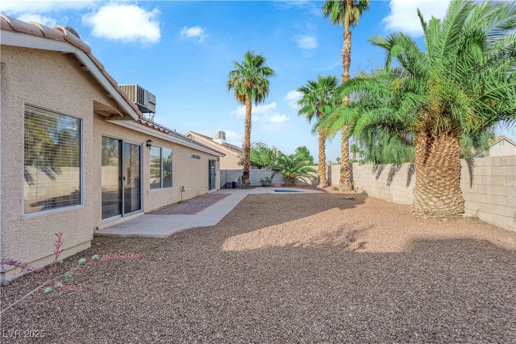 6231 Curlew, Las Vegas, NV 89122