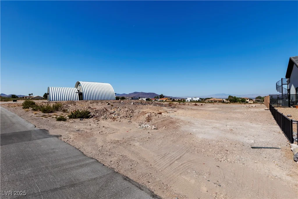 332 Lisbon, Henderson, NV 89015