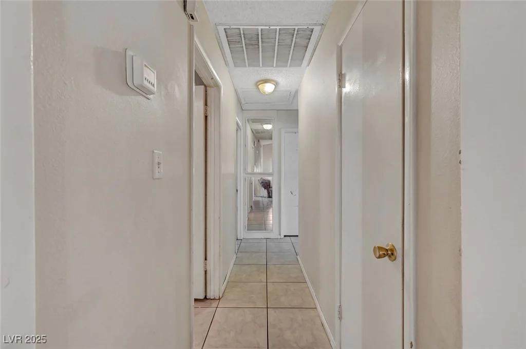 4067 Colorado, Las Vegas, NV 89104