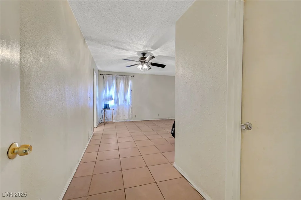 4067 Colorado, Las Vegas, NV 89104