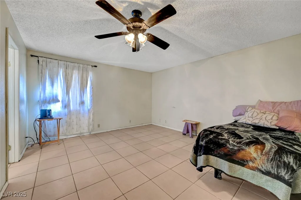 4067 Colorado, Las Vegas, NV 89104