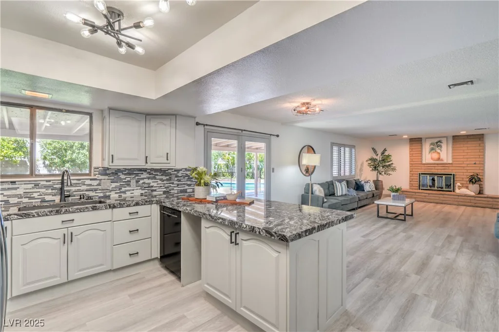 4475 Harmony, Las Vegas, NV 89121