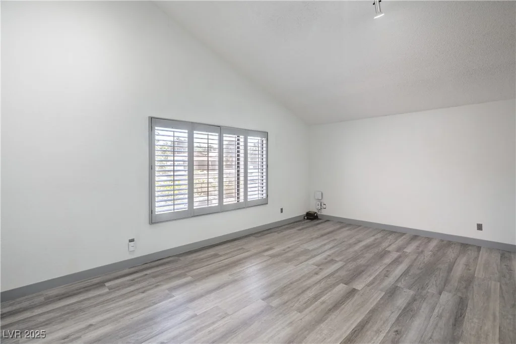 4475 Harmony, Las Vegas, NV 89121