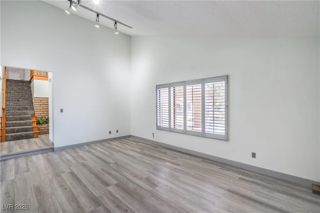4475 Harmony, Las Vegas, NV 89121