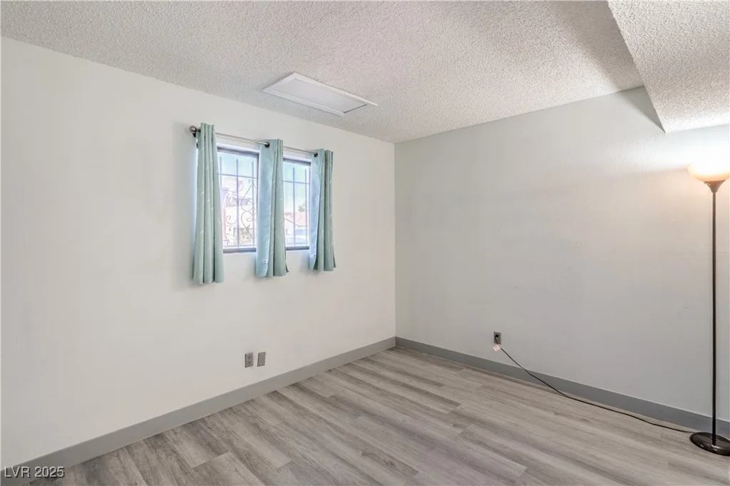 4475 Harmony, Las Vegas, NV 89121