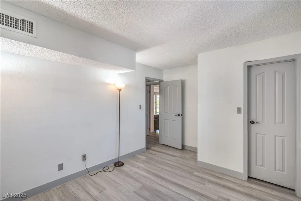 4475 Harmony, Las Vegas, NV 89121