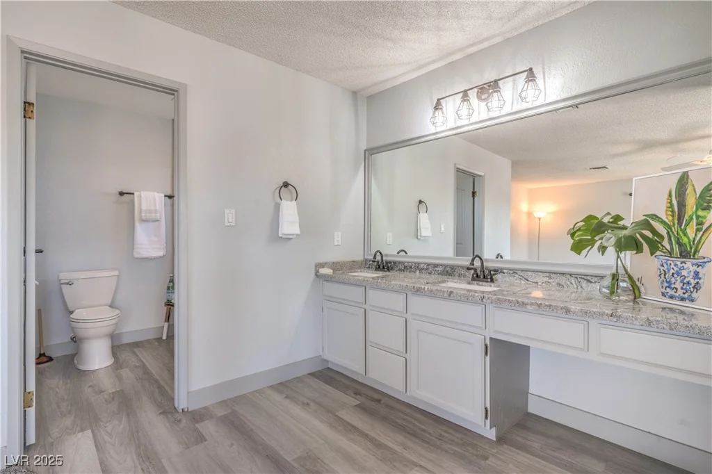 4475 Harmony, Las Vegas, NV 89121