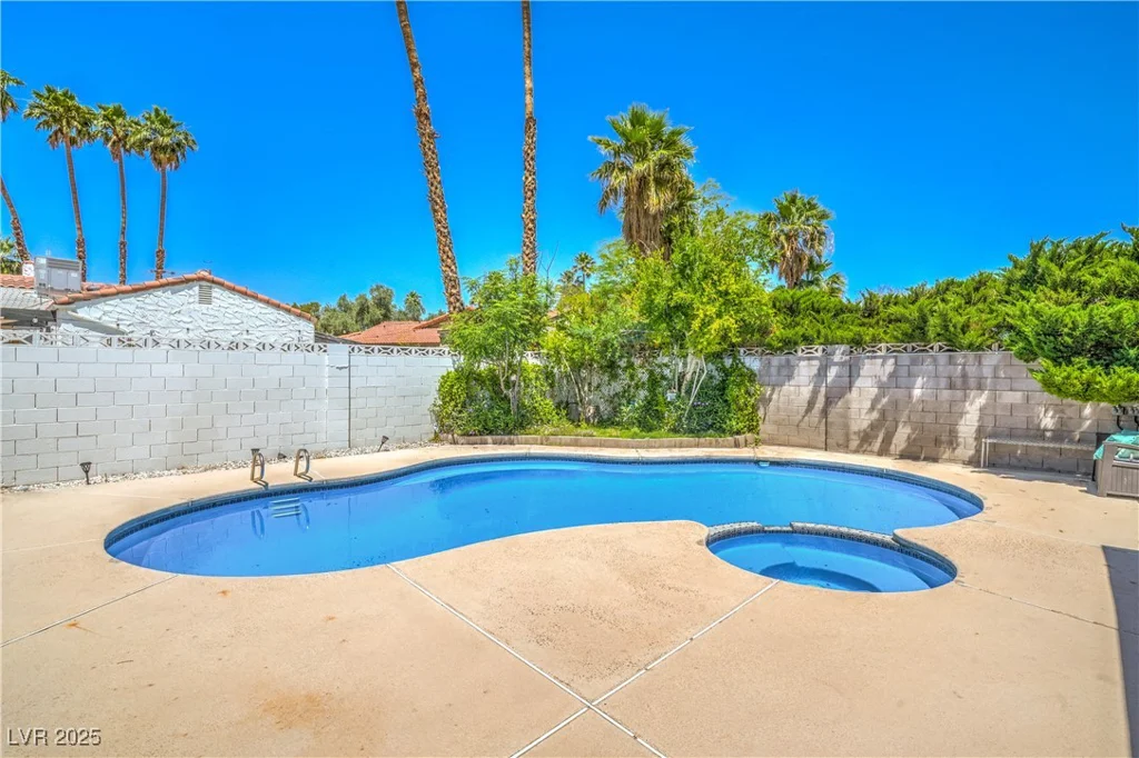 4475 Harmony, Las Vegas, NV 89121
