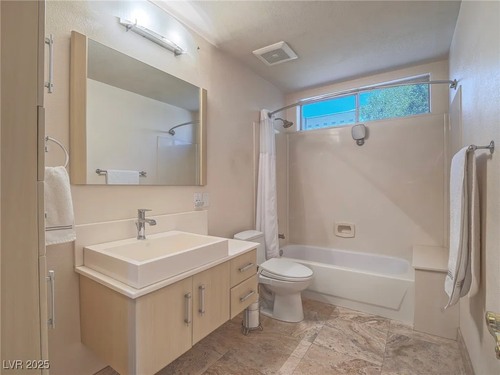 401 Obsidian, Las Vegas, NV 89145