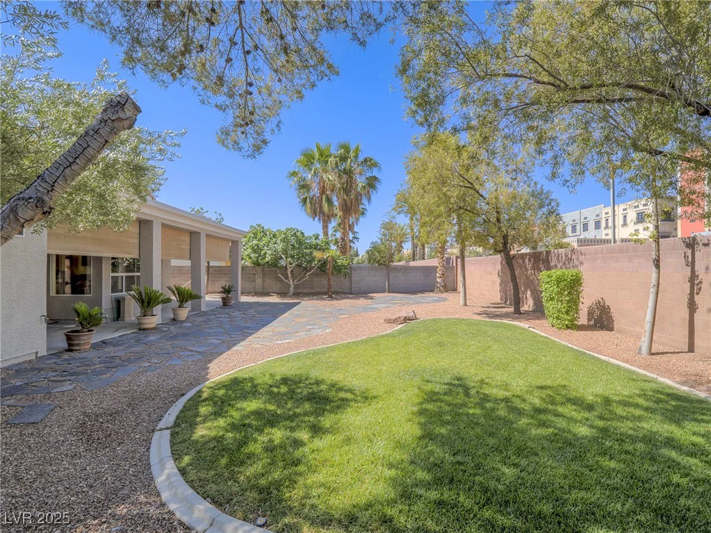 401 Obsidian, Las Vegas, NV 89145
