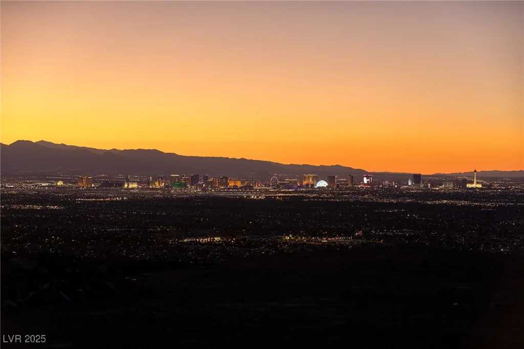 567 Rock Peak, Henderson, NV 89012