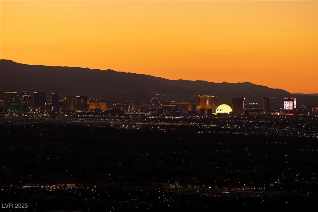 567 Rock Peak, Henderson, NV 89012
