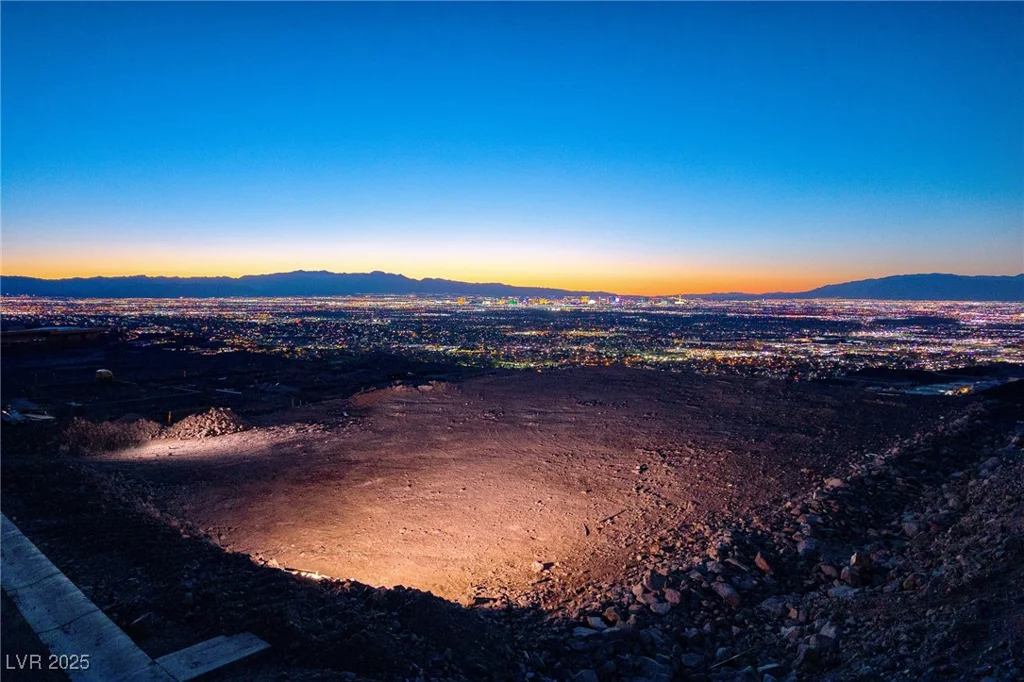 567 Rock Peak, Henderson, NV 89012