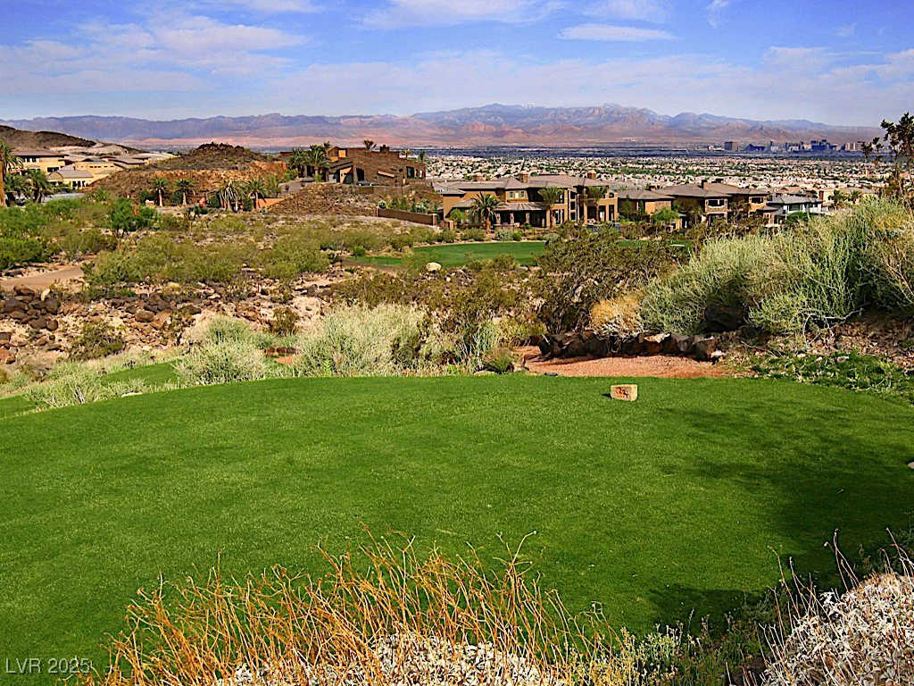 567 Rock Peak, Henderson, NV 89012