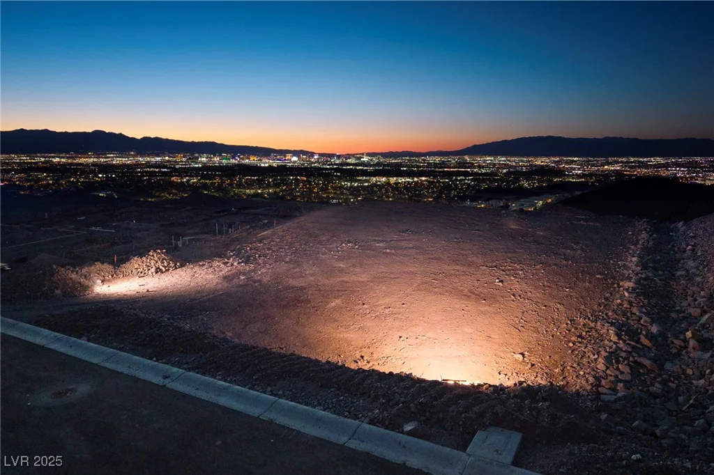 567 Rock Peak, Henderson, NV 89012