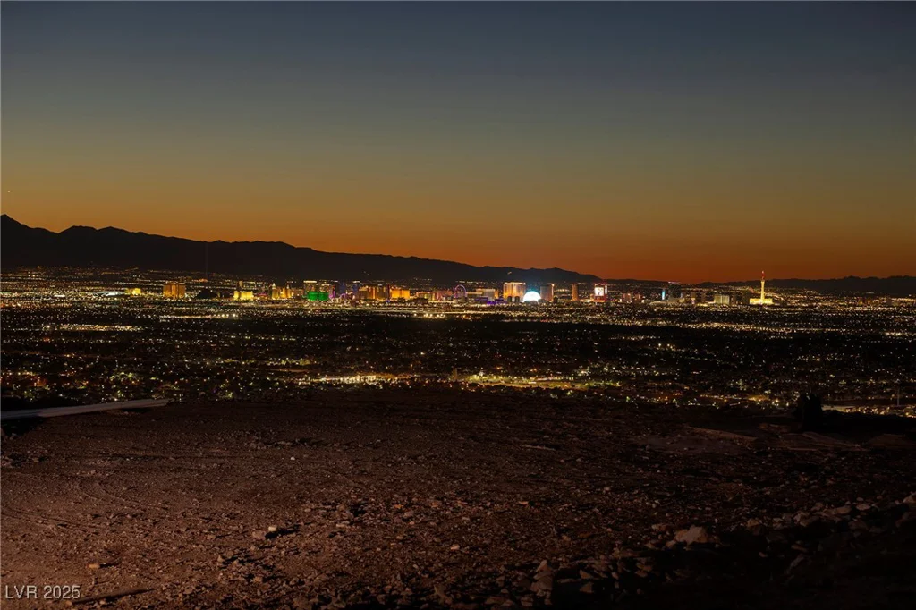 567 Rock Peak, Henderson, NV 89012
