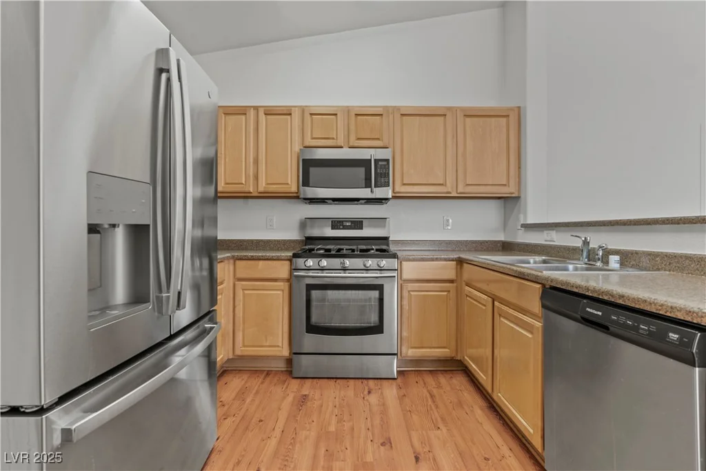 2596 Lazy Saddle, Henderson, NV 89002