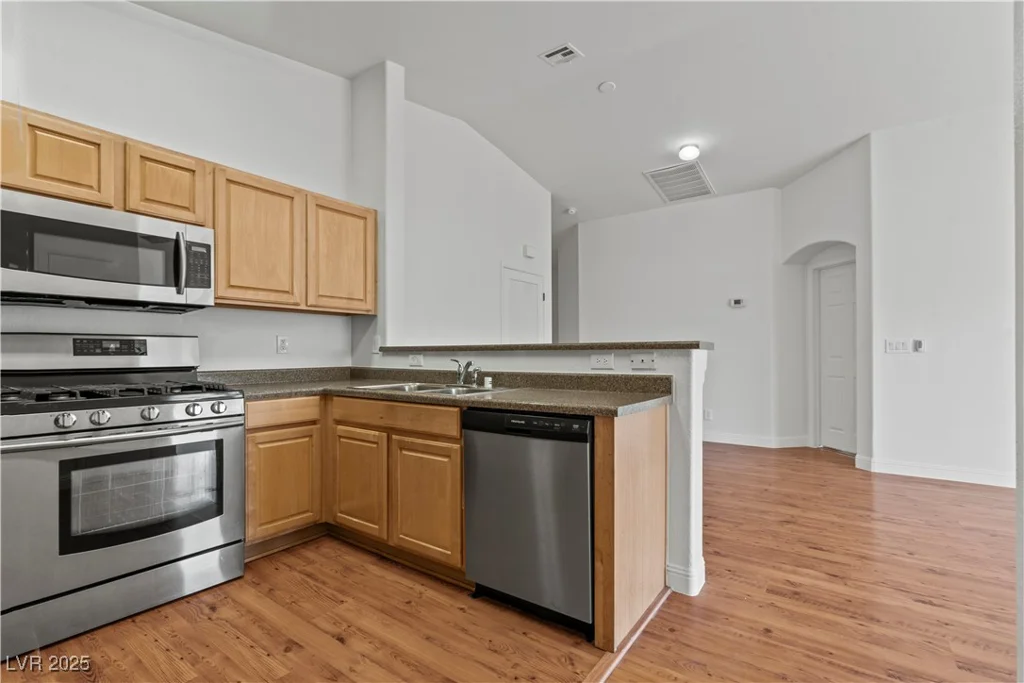 2596 Lazy Saddle, Henderson, NV 89002