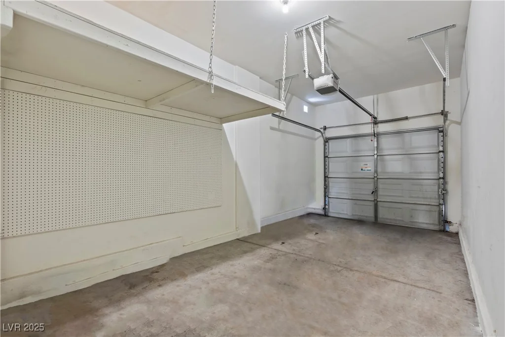 2596 Lazy Saddle, Henderson, NV 89002