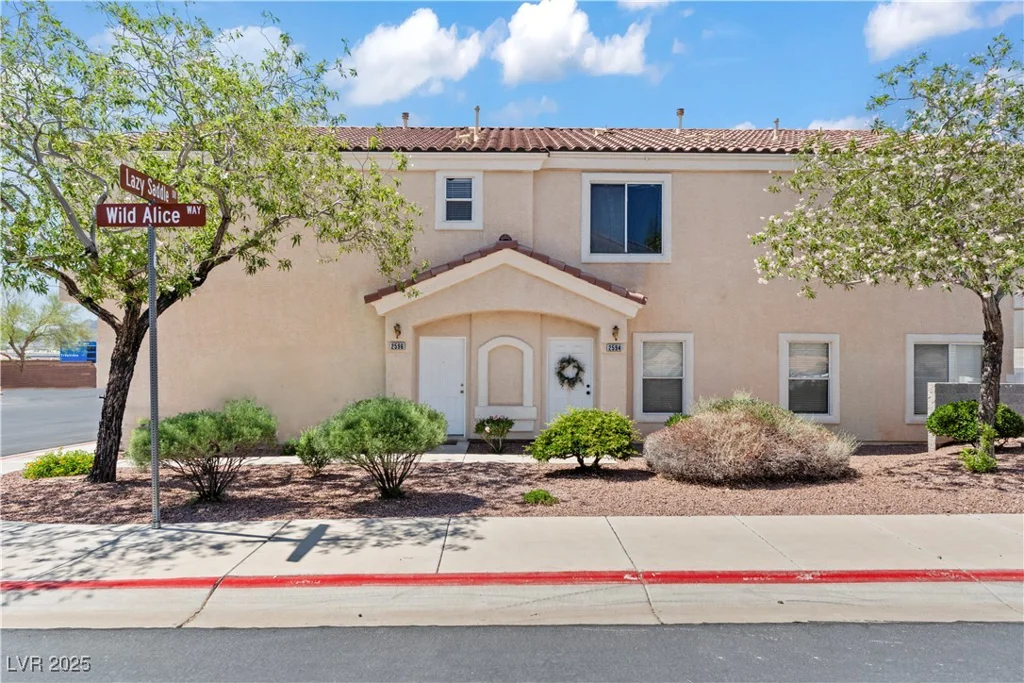 2596 Lazy Saddle, Henderson, NV 89002