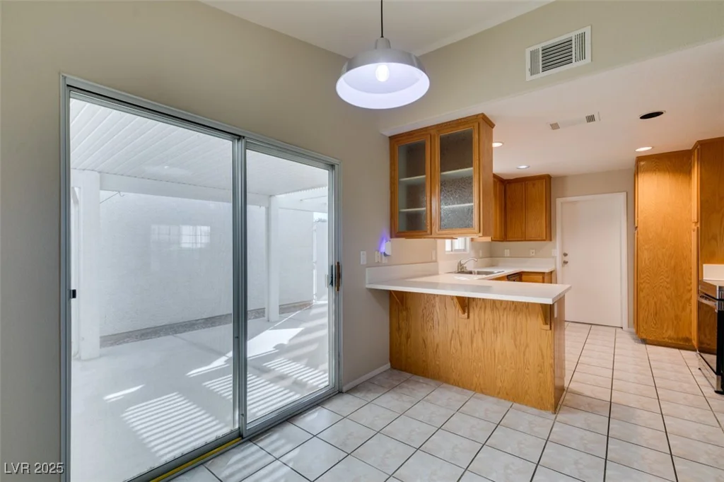 5424 Comchec, Las Vegas, NV 89108