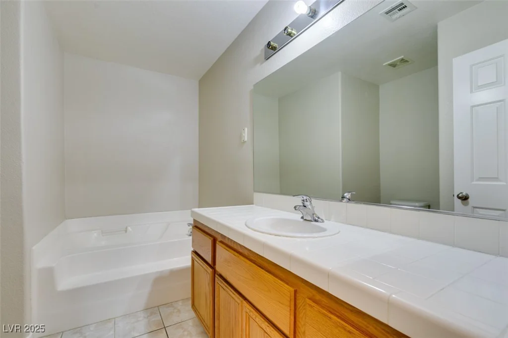 5424 Comchec, Las Vegas, NV 89108