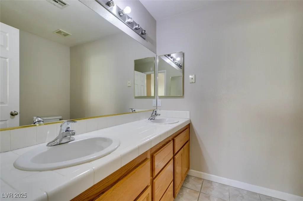 5424 Comchec, Las Vegas, NV 89108