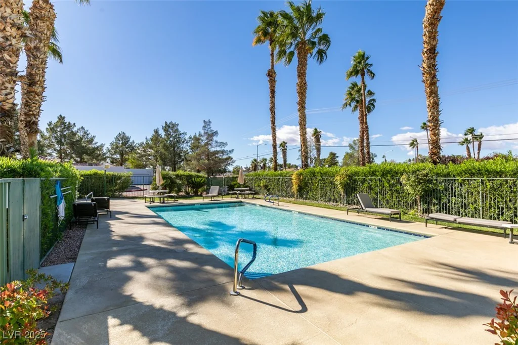 5424 Comchec, Las Vegas, NV 89108