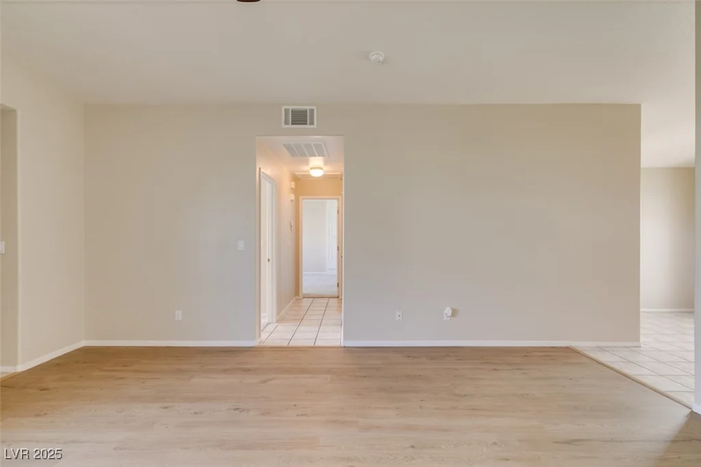5424 Comchec, Las Vegas, NV 89108