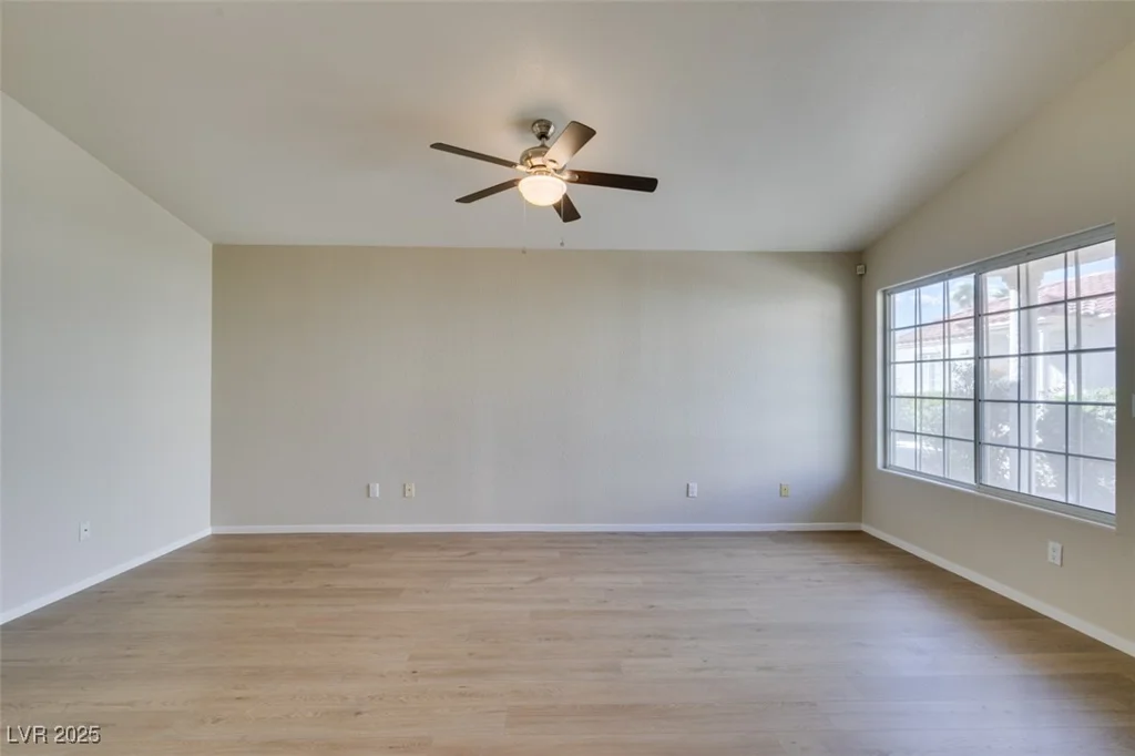 5424 Comchec, Las Vegas, NV 89108