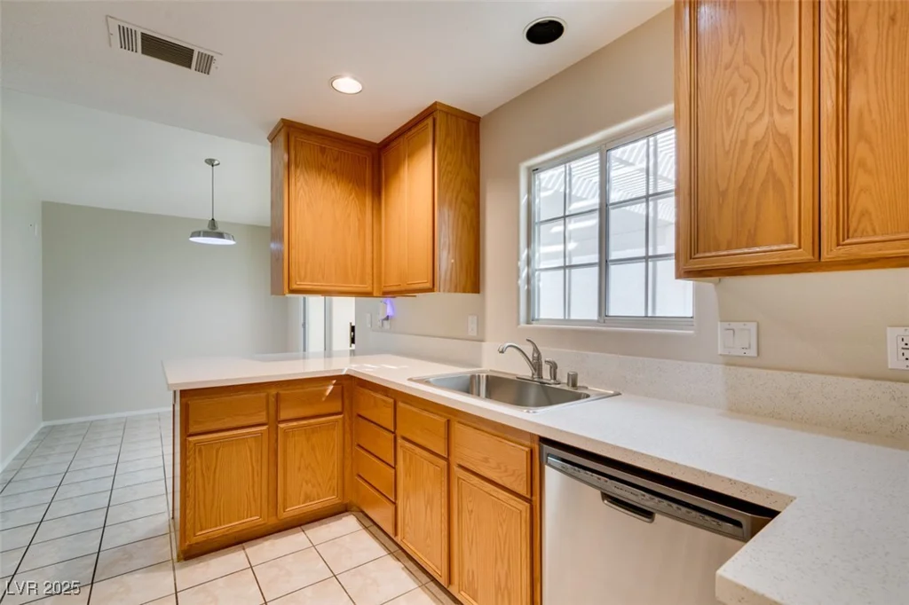 5424 Comchec, Las Vegas, NV 89108