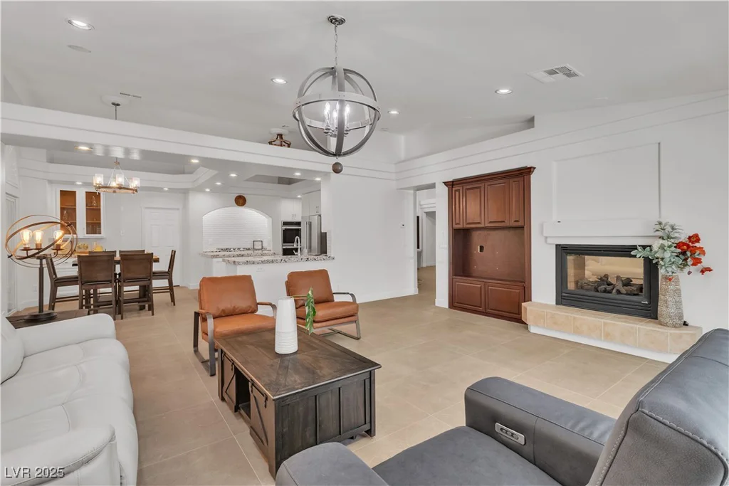 4196 Balmoral Castle, Las Vegas, NV 89141