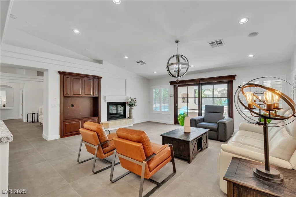 4196 Balmoral Castle, Las Vegas, NV 89141