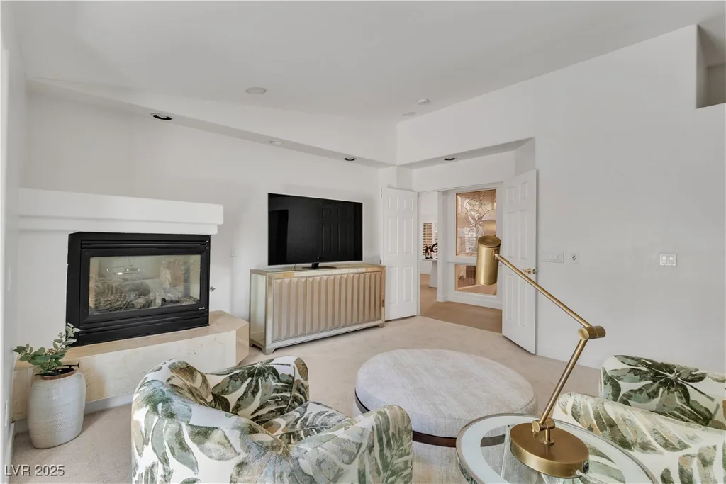 4196 Balmoral Castle, Las Vegas, NV 89141