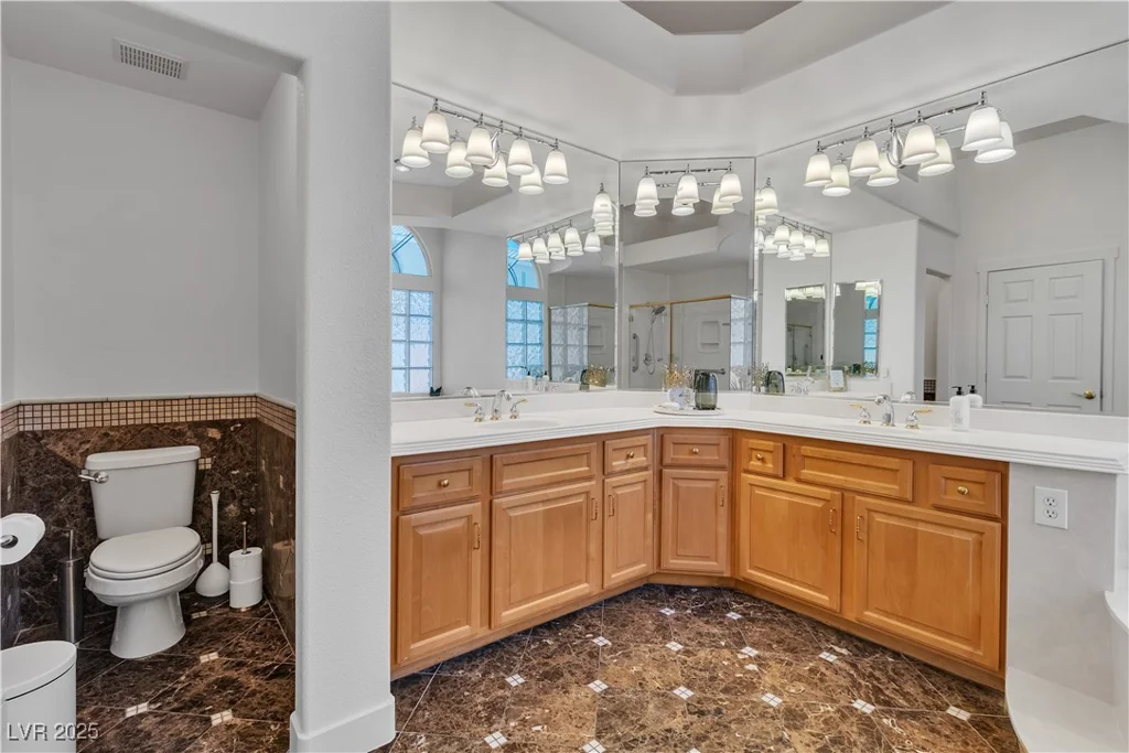 4196 Balmoral Castle, Las Vegas, NV 89141