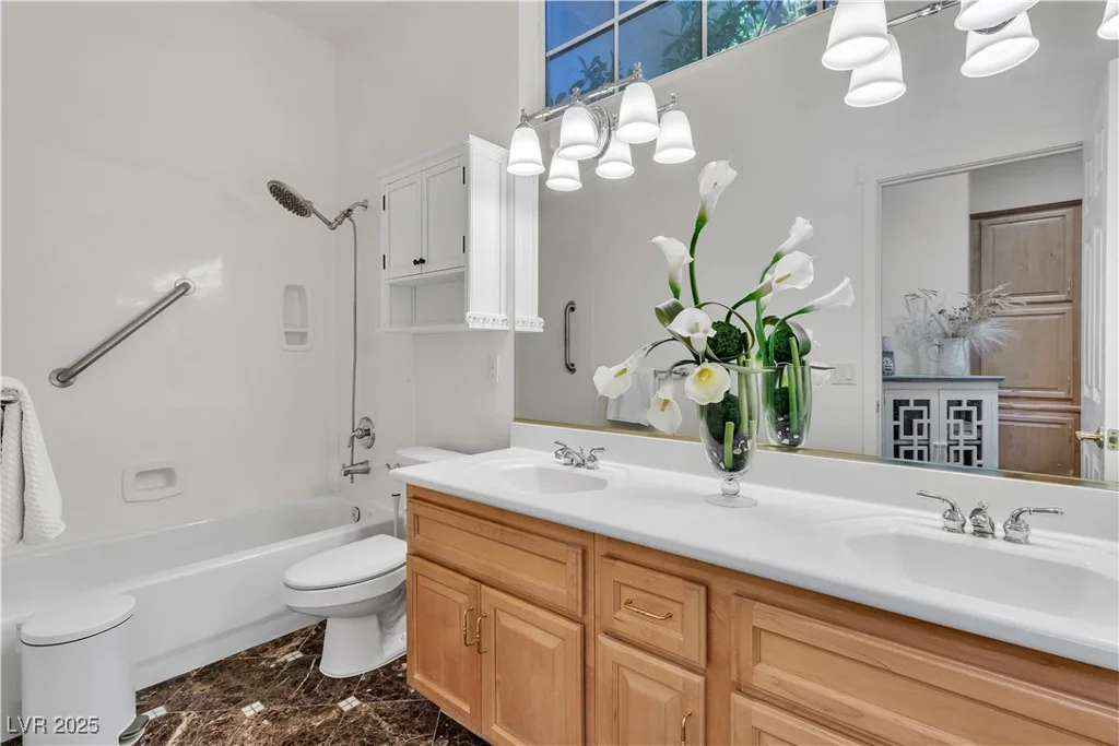 4196 Balmoral Castle, Las Vegas, NV 89141