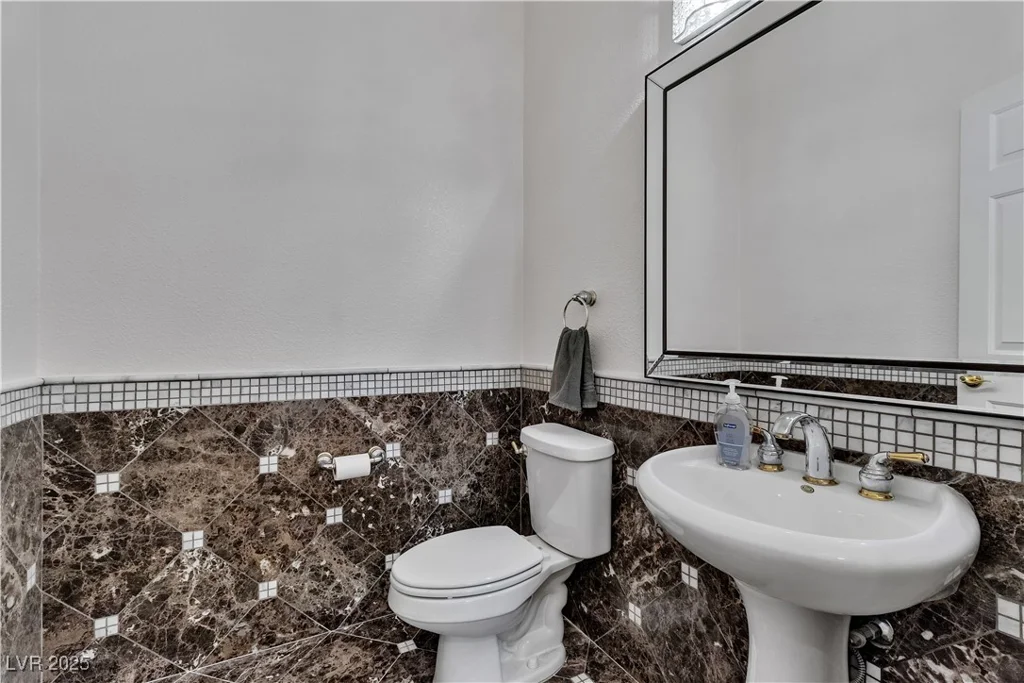 4196 Balmoral Castle, Las Vegas, NV 89141
